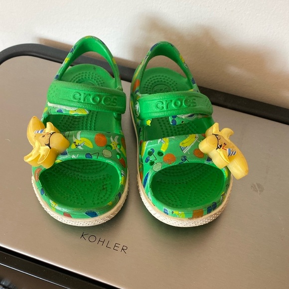 Green Crocs Kids Sandals with Yellow Accents - Picture 1 of 7